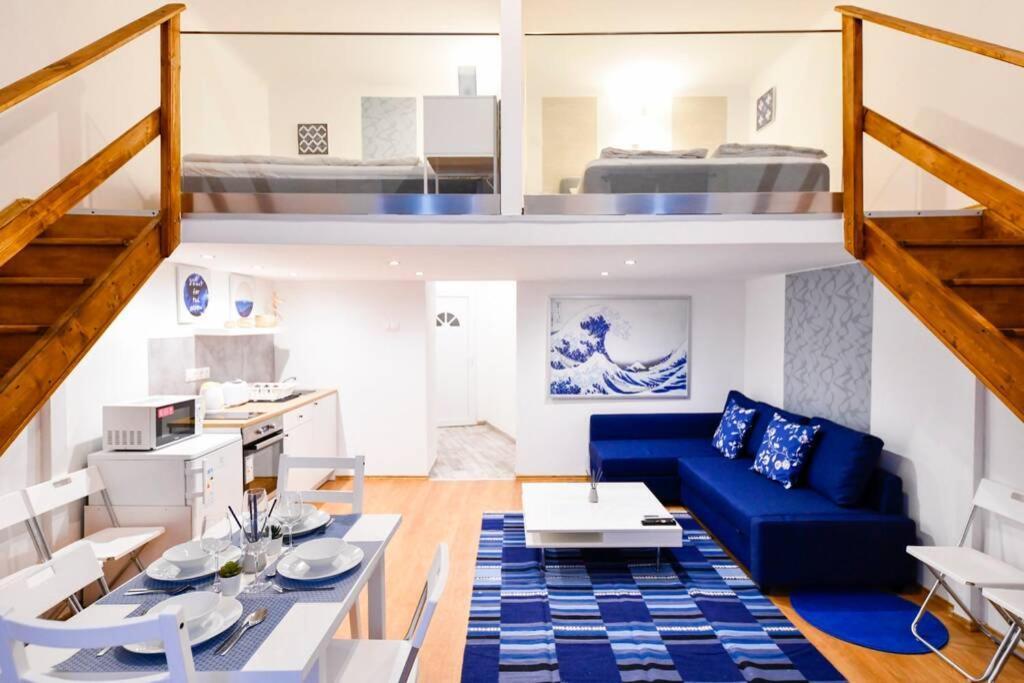 Cosy Two Bedroom Flat In Rottenbiller Str,Sky ブダペスト エクステリア 写真